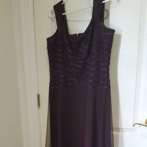 Brown dress. crossed ribbon applic dress chiffon